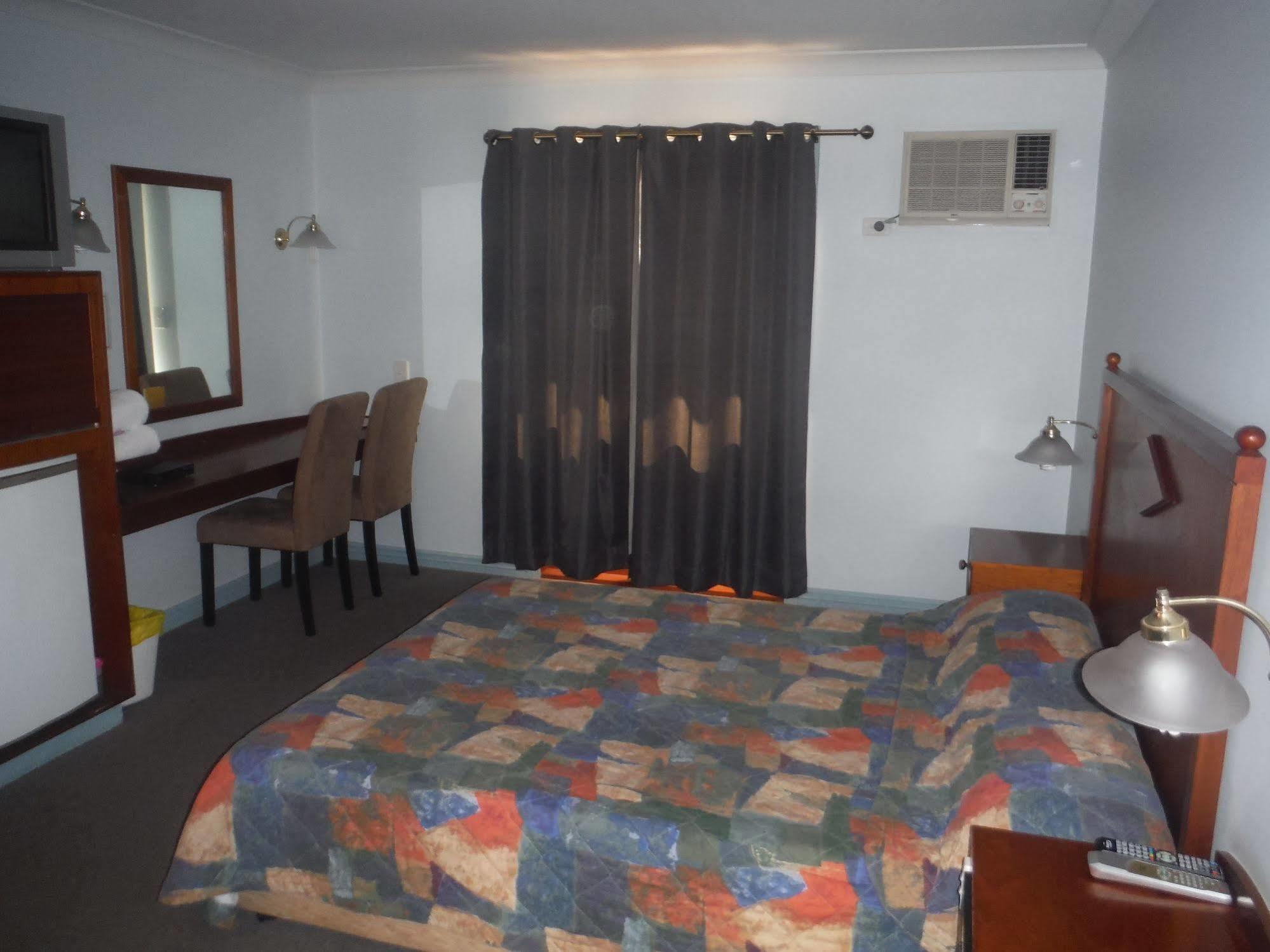 Bororen Hotel Motel Zewnętrze zdjęcie